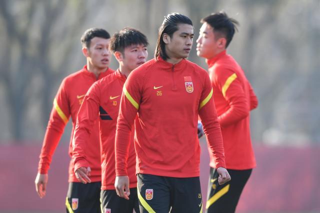 开云体育app-国足前期集训体能为主 用熟不用生赴日阵容变化小